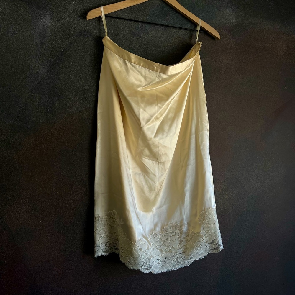 100% Silk Pencil Skirt with Lace fromBanana Republic